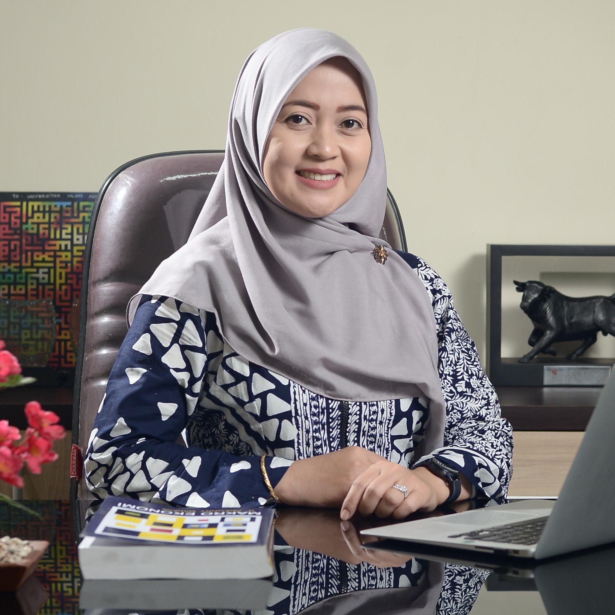 Nur Ellyanawati Esty Rahayu, SE., MM.